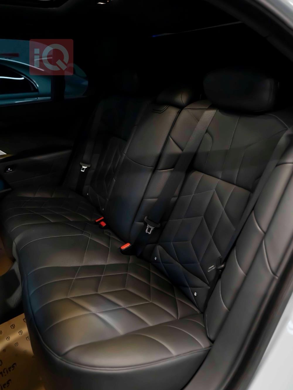 بي ام دبليو الفئة 7